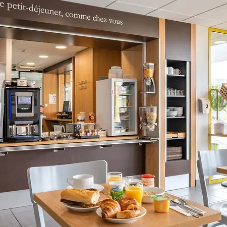 Hotel B&B Hôtel Yvetot 2*