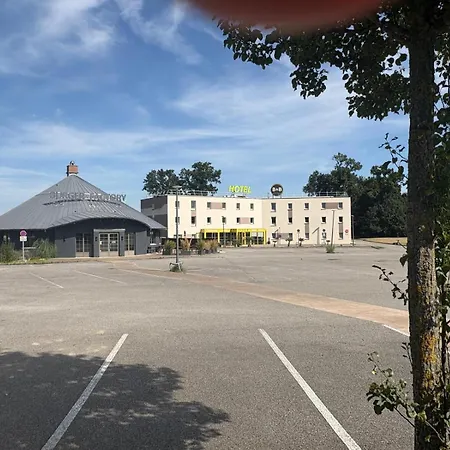 B&B Hôtel Yvetot Hotel 2*