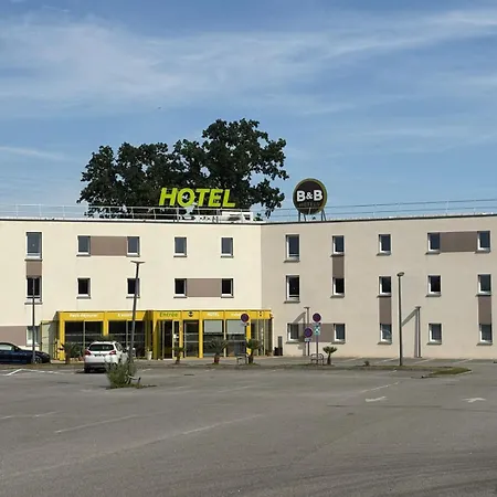 B&B Hôtel Yvetot Hotel 2*