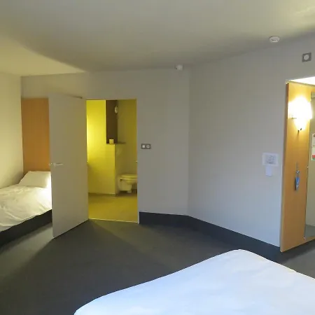 Hotel B&B Hotel Yvetot 2*